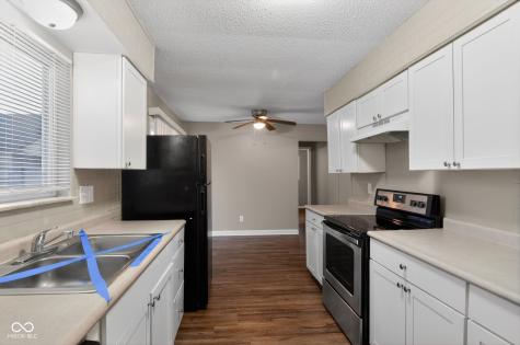 4909 Hyperion Court Indianapolis IN 46203