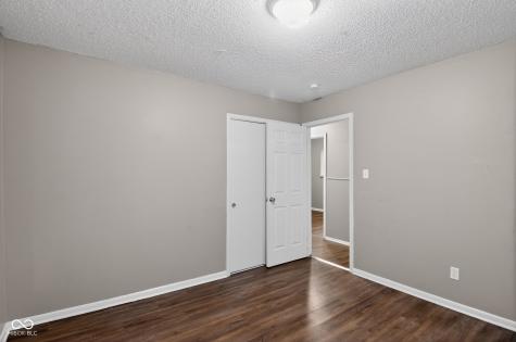 4909 Hyperion Court Indianapolis IN 46203