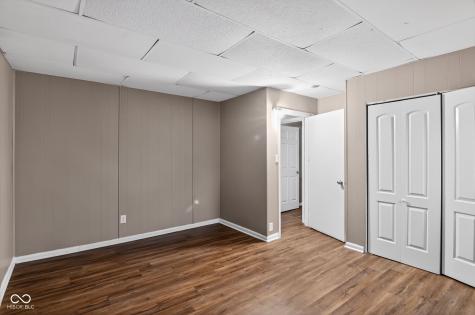4909 Hyperion Court Indianapolis IN 46203