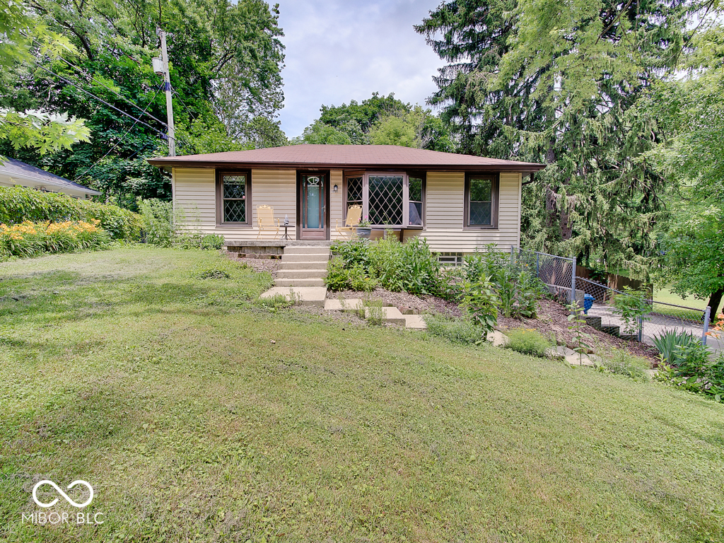 1908 W Northgate Street Indianapolis IN 46228