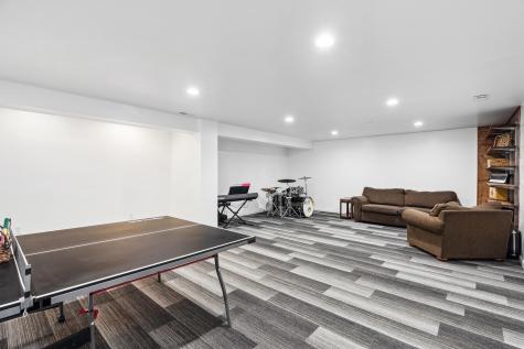 8350 Welder Place Indianapolis IN 46237