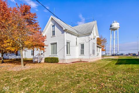 211 S Independence Street Windfall IN 46076
