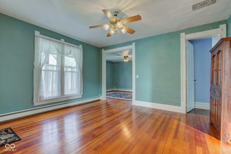 211 S Independence Street Windfall IN 46076