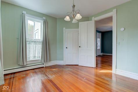 211 S Independence Street Windfall IN 46076