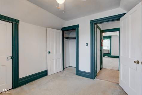 211 S Independence Street Windfall IN 46076