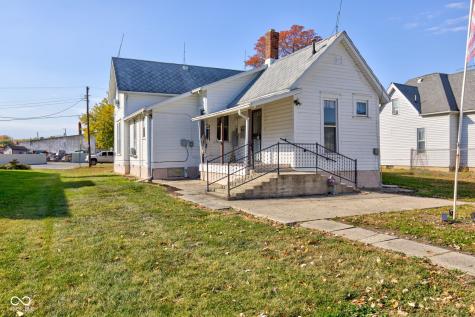 211 S Independence Street Windfall IN 46076