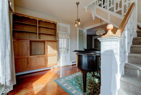 211 S Independence Street Windfall IN 46076