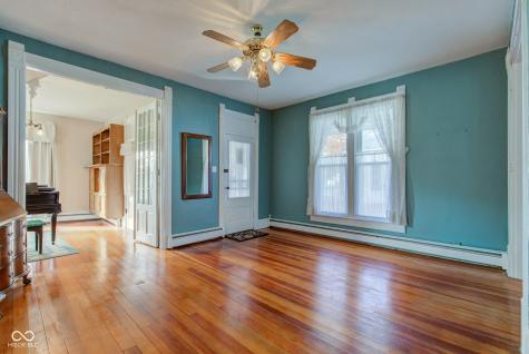 211 S Independence Street Windfall IN 46076