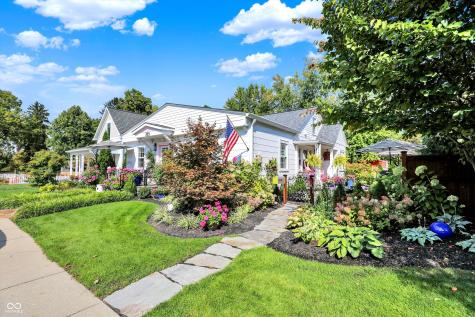 285 N Main Street Zionsville IN 46077