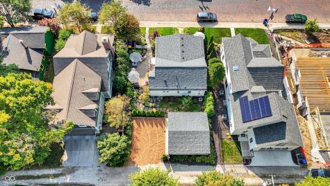 285 N Main Street Zionsville IN 46077