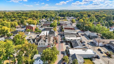 285 N Main Street Zionsville IN 46077