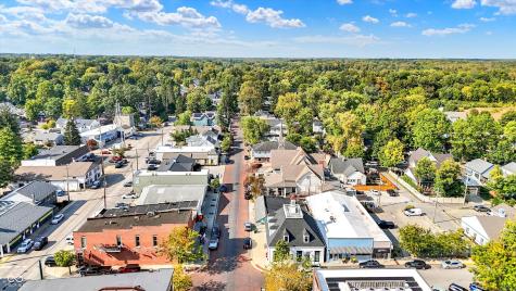 285 N Main Street Zionsville IN 46077