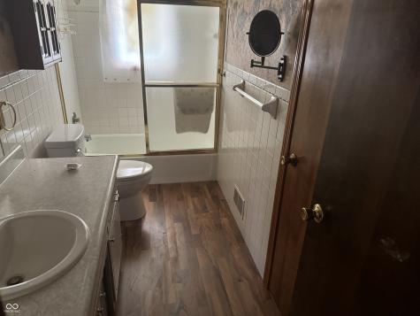 75 N 15th Avenue Beech Grove IN 46107