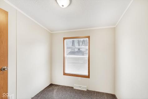 48 Echo Lake W Drive Mooresville IN 46158