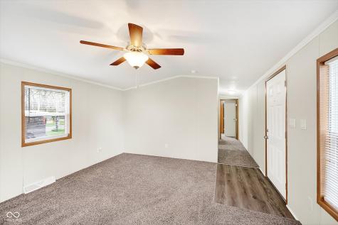 48 Echo Lake W Drive Mooresville IN 46158