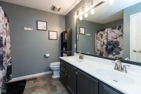 367 Primrose Lane Avon IN 46123