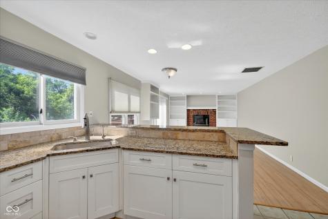 1135 Clairborne Court Carmel IN 46280