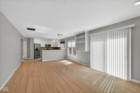 1135 Clairborne Court Carmel IN 46280