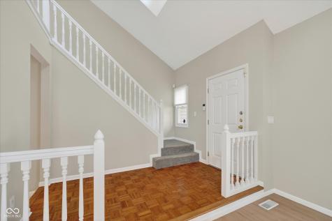 1135 Clairborne Court Carmel IN 46280