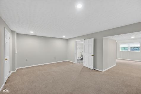 1135 Clairborne Court Carmel IN 46280