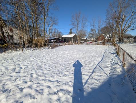 1736 W 12th Street Anderson IN 46016