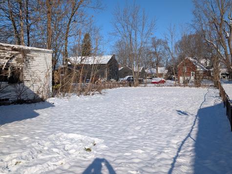 1736 W 12th Street Anderson IN 46016
