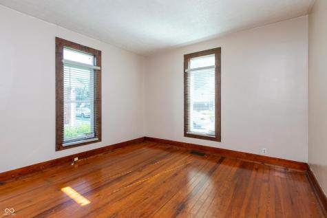 2204 Maple Street Columbus IN 47201