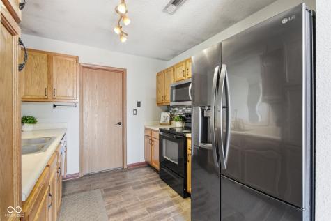 626 Deer Trail Drive Indianapolis IN 46217