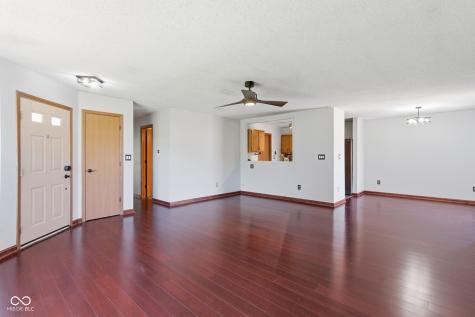 626 Deer Trail Drive Indianapolis IN 46217