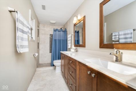 7504 Lippincott Way Indianapolis IN 46268