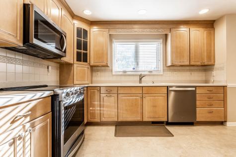 945 Round Table Court Indianapolis IN 46260
