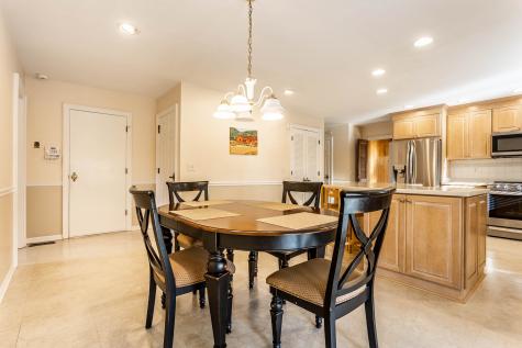 945 Round Table Court Indianapolis IN 46260