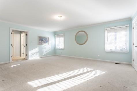 945 Round Table Court Indianapolis IN 46260
