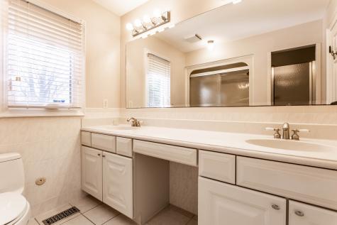 945 Round Table Court Indianapolis IN 46260