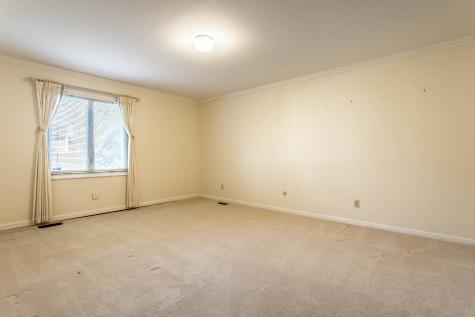 945 Round Table Court Indianapolis IN 46260