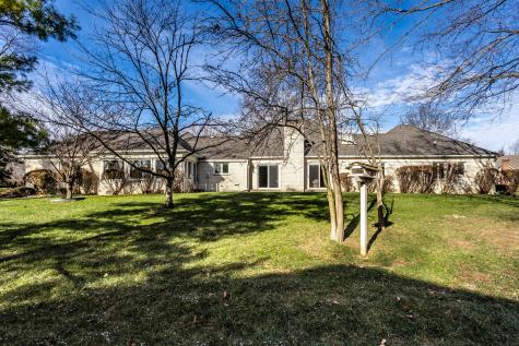 945 Round Table Court Indianapolis IN 46260