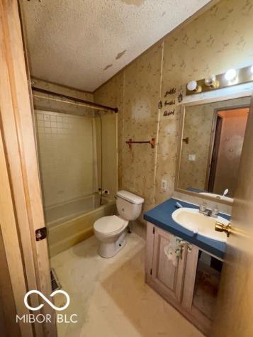 384 Honey Locust Place North Vernon IN 47265