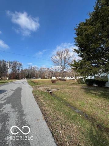 384 Honey Locust Place North Vernon IN 47265
