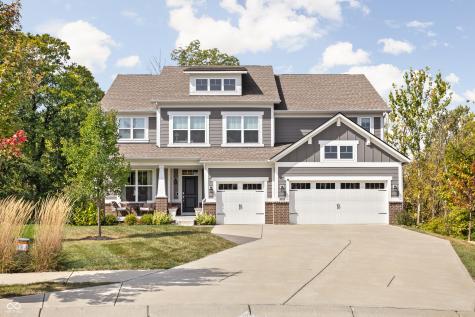 10262 Rieslaner Circle Zionsville IN 46077