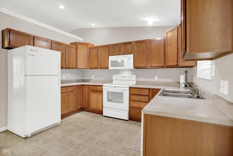 822 Allendale Drive Seymour IN 47274
