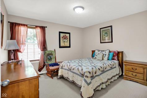 822 Allendale Drive Seymour IN 47274