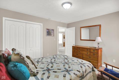 822 Allendale Drive Seymour IN 47274