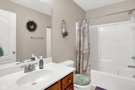 822 Allendale Drive Seymour IN 47274