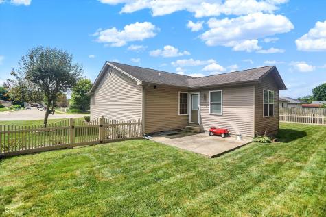 822 Allendale Drive Seymour IN 47274
