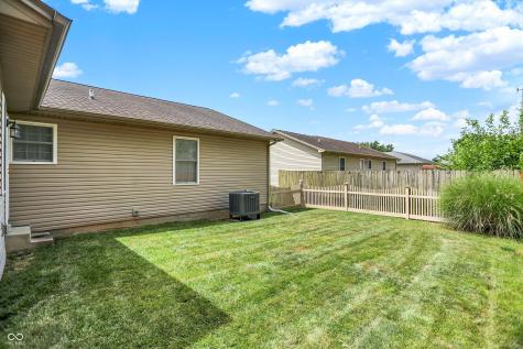 822 Allendale Drive Seymour IN 47274