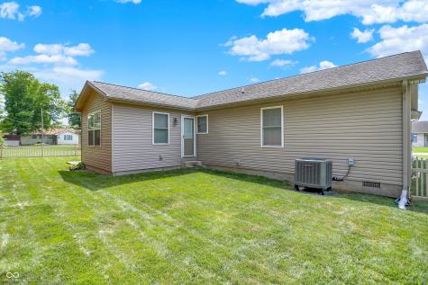 822 Allendale Drive Seymour IN 47274