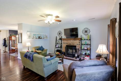8112 Grassy Meadow Circle Indianapolis IN 46259