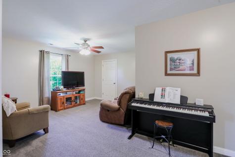 8112 Grassy Meadow Circle Indianapolis IN 46259