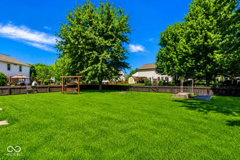 8112 Grassy Meadow Circle Indianapolis IN 46259