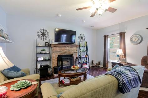 8112 Grassy Meadow Circle Indianapolis IN 46259